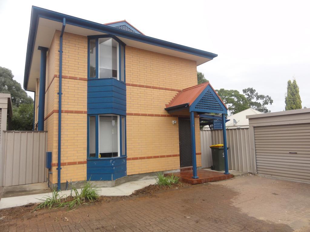 Prime Location & Spacious Adelaide Exteriör bild