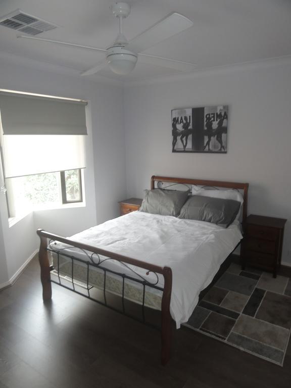 Prime Location & Spacious Adelaide Exteriör bild